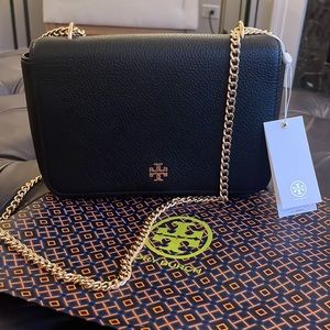 Tory Burch Carter Adjustable Shoulder Bag (Black)